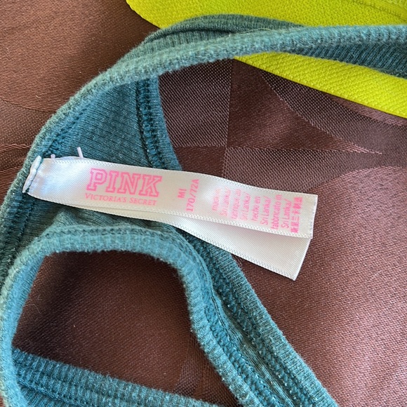 3 Pair of Victoria’s Secret NWT thong/string size M/M - Picture 8 of 9